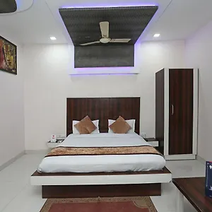Oyo 3202 Gayatri Residency Agra (Uttar Pradesh)